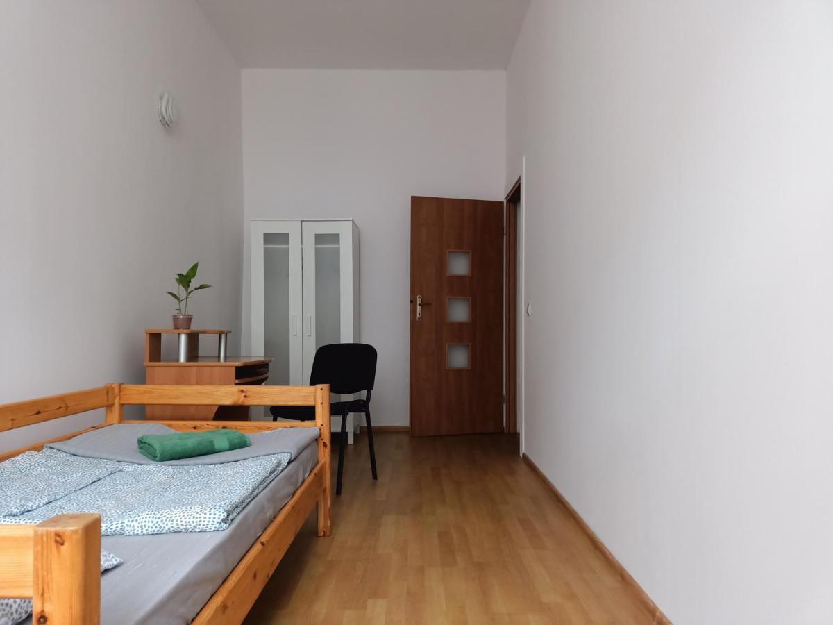 Cruz Mieszkanie Pokoje Centrum Przytulny Czysty Lokal Na Noc Łódź Extérieur photo